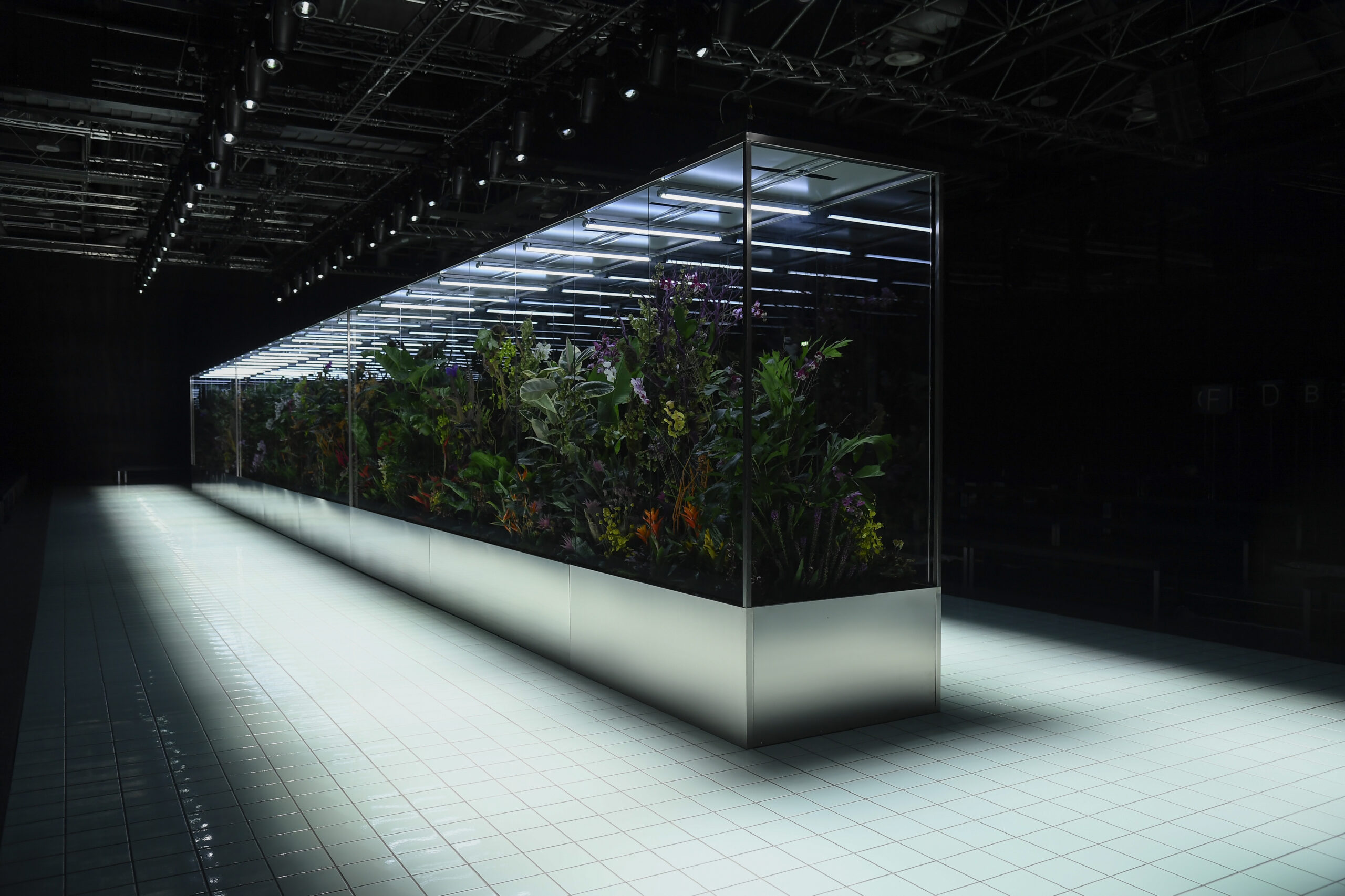 Sportmax_SS24_EmptySpace_02