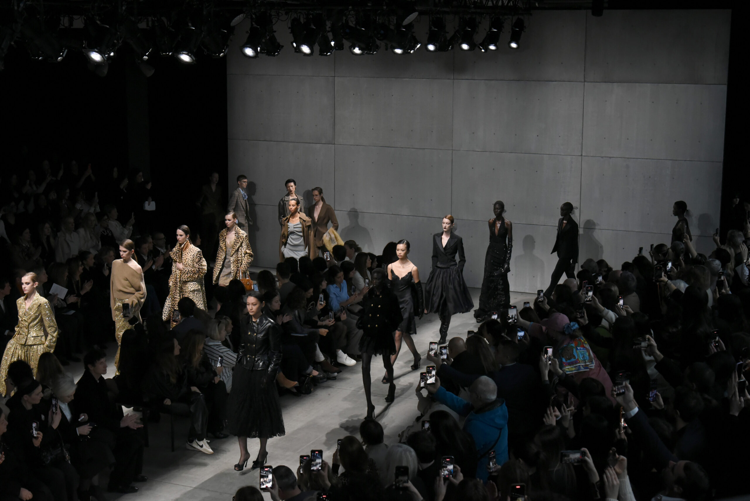 ERMANNO-SCERVINO-FW26-03