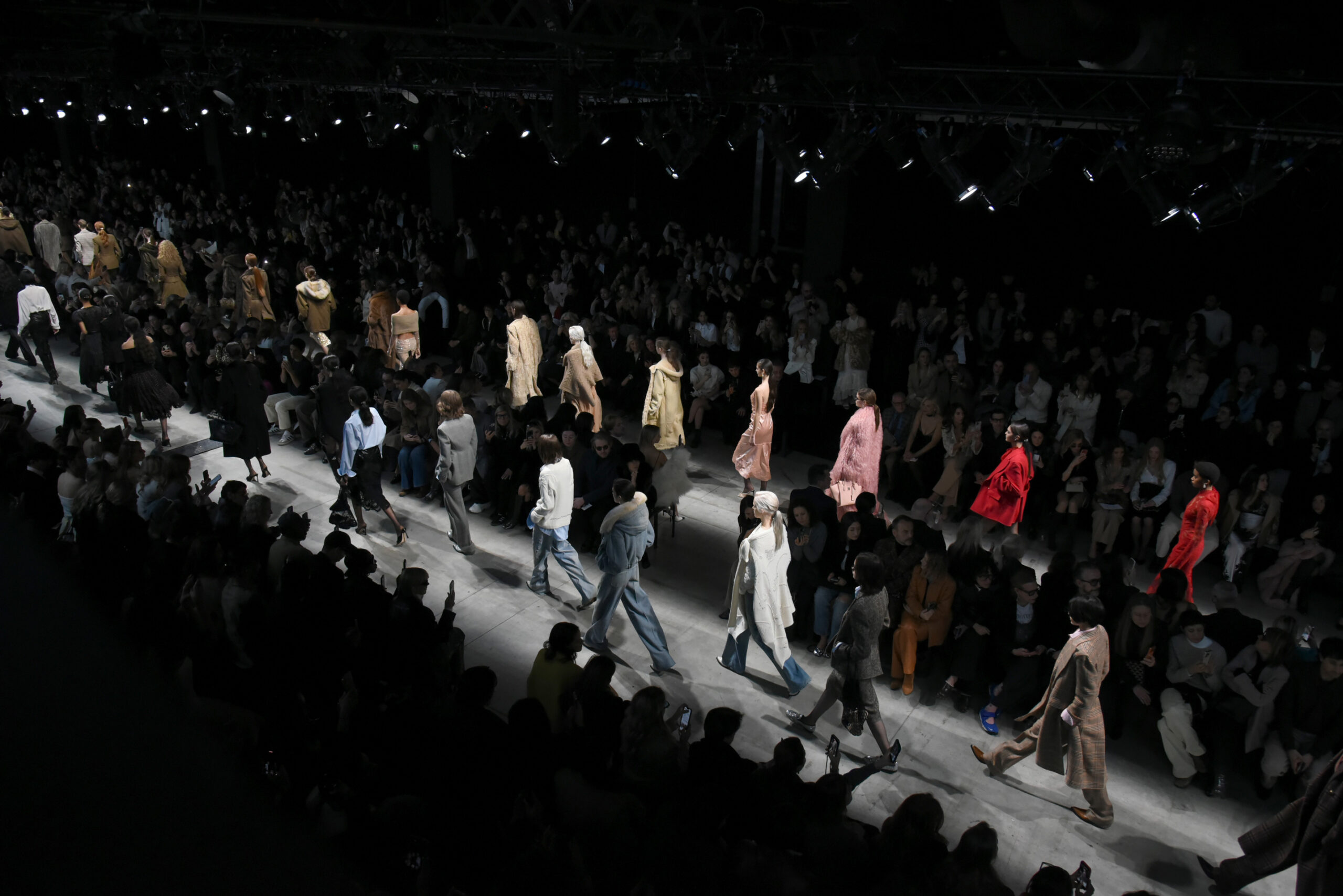 ERMANNO-SCERVINO-FW26-05